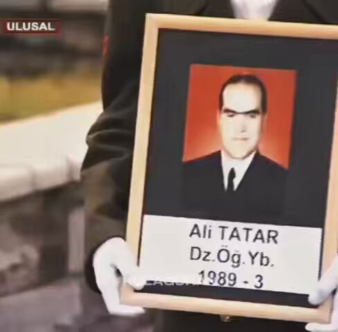 lR6gnXLsYAYi9nw3.jpg