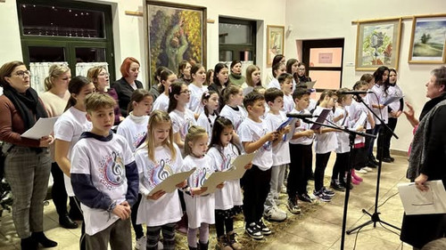 597827772 1251386313478007 2332623101328119044 n.jpg?stp=cp6 dst jpg s590x590 tt6& nc cat=111&ccb=1 .jpg