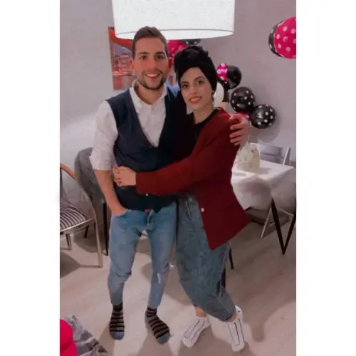 من الارشيف البوم نودز وسكس مصري سكرتيرة مع زميلها في الشغل يفشخ كسها ويخدها شقته و يصورها في كل مكان