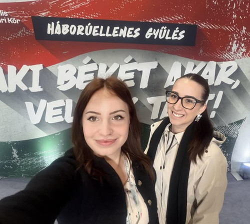 603756925 122179315412764907 2259332925929295383 n.jpg?stp=cp6 dst jpg s590x590 tt6& nc cat=110&ccb=.jpg