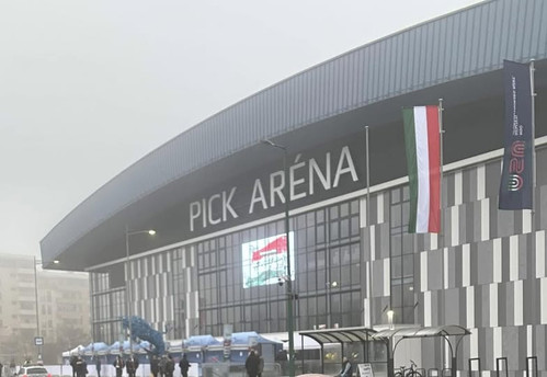 602934085 1237095738232740 5313094293916659517 n.jpg?stp=cp6 dst jpg p180x540 tt6& nc cat=105&ccb=1 .jpg