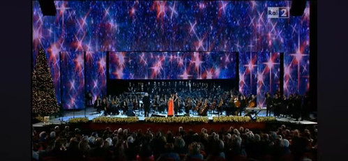 mZ f2tGcye5e1hi0.jpg