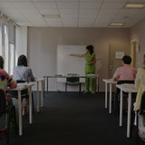 Emily.in.Paris.S03E01.I.Have.Two.Lovers.2160p.NF.WEB DL.CZ EN.DD+5.1.DoVi.HDR.H.265 MissCollins.mkv 