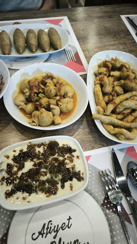 G8iQ5 dWAAA XwQ?format=jpg.jpg