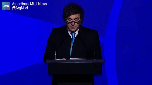 Tbz8cLVawTT EqLb.jpg