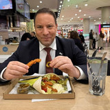 602976734 877722021281974 8777070742299361857 n.jpg?stp=cp6 dst jpg p526x296 tt6& nc cat=107&ccb=1 7.jpg