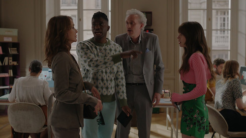 Emily.in.Paris.S04E01.Break.Point.2160p.NF.WEB DL.CZ EN.DD+5.1.DoVi.HDR.H.265 Tyrell.mkv 20251220 20