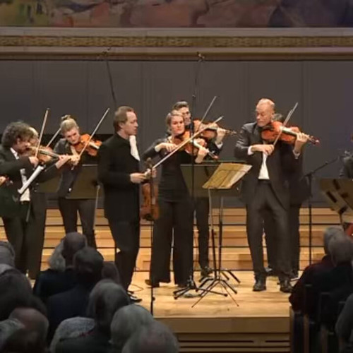 D5DgjSEDZ8 AWxEV.jpg