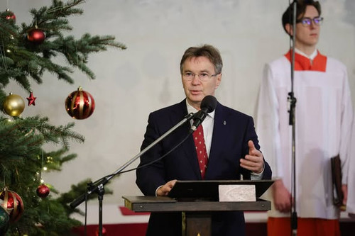 600276951 908246411542412 4195827791102321684 n.jpg?stp=dst jpg s590x590 tt6& nc cat=102&ccb=1 7& nc.jpg