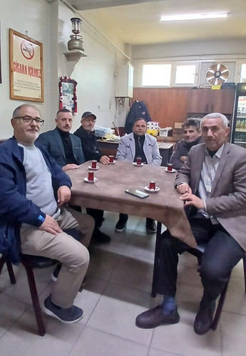 G8iTkBuXwAAg4H7.jpg