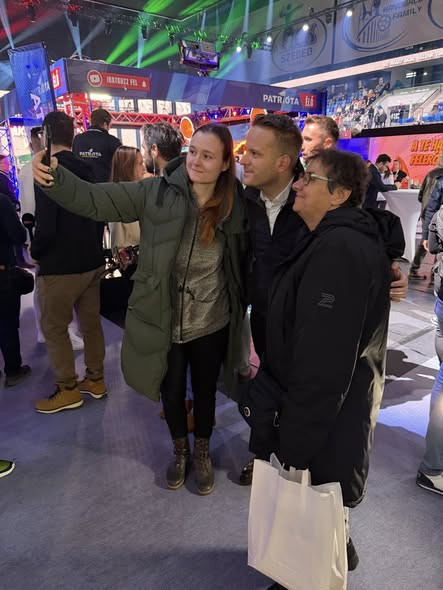 599754069 1455063189956807 7311748994155823634 n.jpg?stp=cp6 dst jpg s590x590 tt6& nc cat=105&ccb=1 .jpg