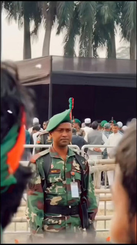 OQLLpcJAJApIp5NE.jpg