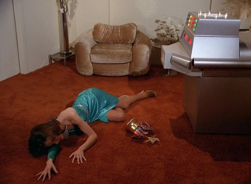 Buck Rogers in the 25th Century s1e17 Olympiad Judith Chapman gas 5.jpg