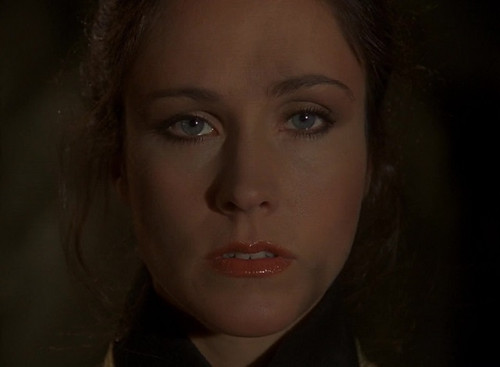 Buck Rogers in the 25th Century s2e2 Journey to Oasis Erin Gray hypno 1.jpg