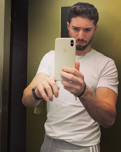 robertogarrdner 1923968086107324267 240321720 2018 11 30.jpg