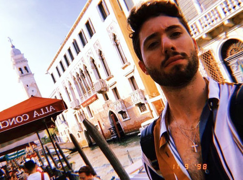 robertogarrdner 1940810553129688369 240321720 1 2018 12 23.jpg