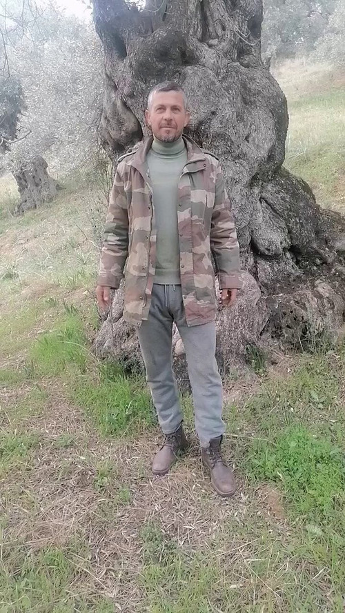 jLrl hkHOJZ4C0rx.jpg