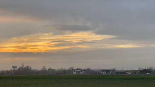 P Osq7ND2eAR68TL.jpg