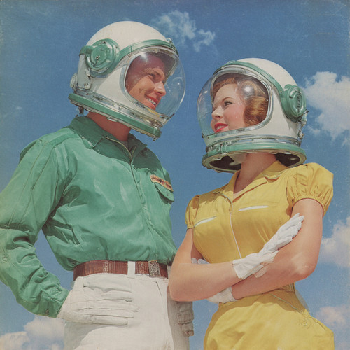 male and female saucer pilots 1950 s retro(1).jpg