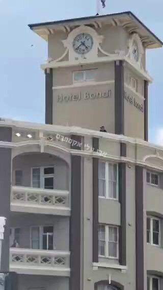 IczcHUopC2LuR53 .jpg