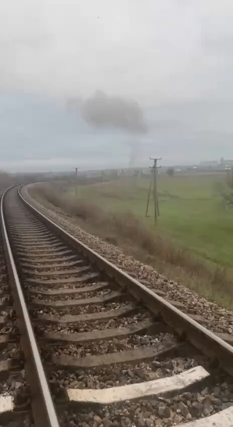 jiYwx EU8RArOY i.jpg