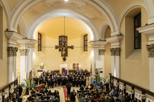 G8p28TWWsAA feQ.jpg