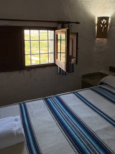 robertogarrdner 3742731450052122246 240321720 4 2025 10 13.jpg