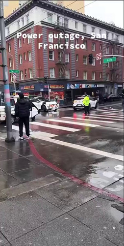 7W8ZQbYitS ksYEU.jpg