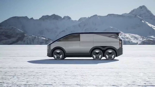 Z UyLzXAS7sPrnIm.jpg