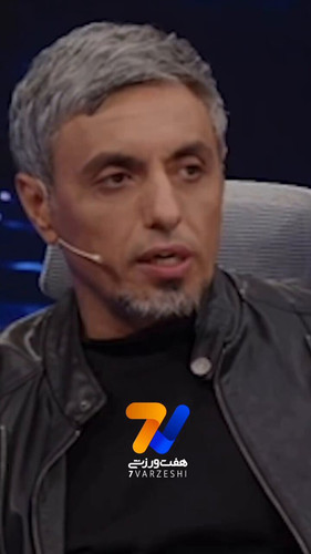 gKGXP699L37VqlYw.jpg