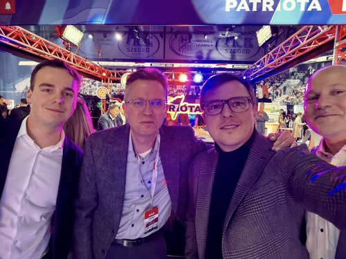 601824234 1346785314128178 8531948263986140503 n.jpg?stp=cp6 dst jpg s590x590 tt6& nc cat=107&ccb=1 .jpg