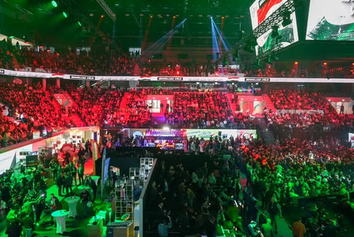 601818022 901974192394925 2516962645694850854 n.jpg?stp=dst jpg s590x590 tt6& nc cat=103&ccb=1 7& nc.jpg