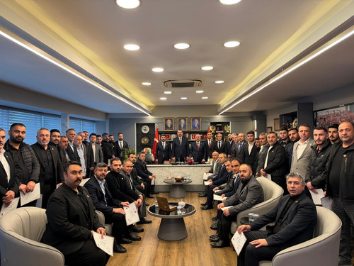 G8sZbnhXQAAnnB4.jpg