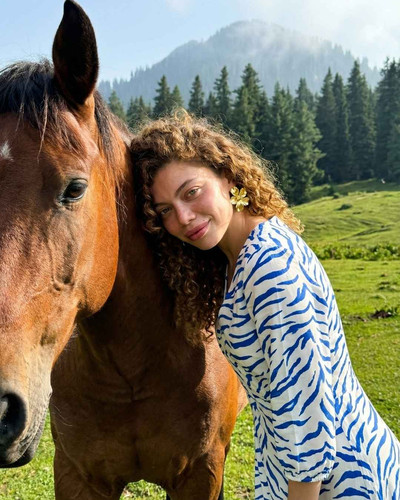 HORSE RIDE.jpg