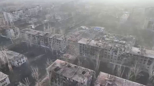 obYGBW9EeHLvs lv.jpg