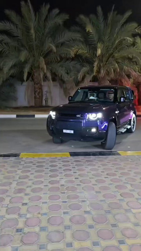 U AHIsReFu zyEs9.jpg