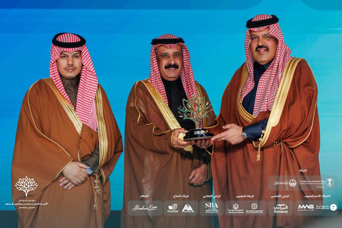 G8rJLNIW4AAevPQ.jpg