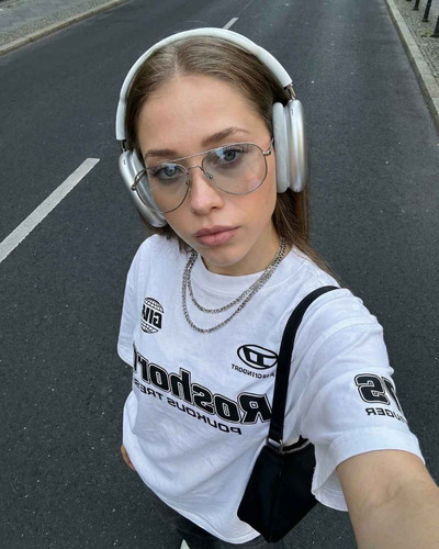 STREET HEADPHONES.jpg