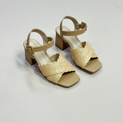 WhatsApp Image 2025 11 20 at 09.03.02(3).jpg