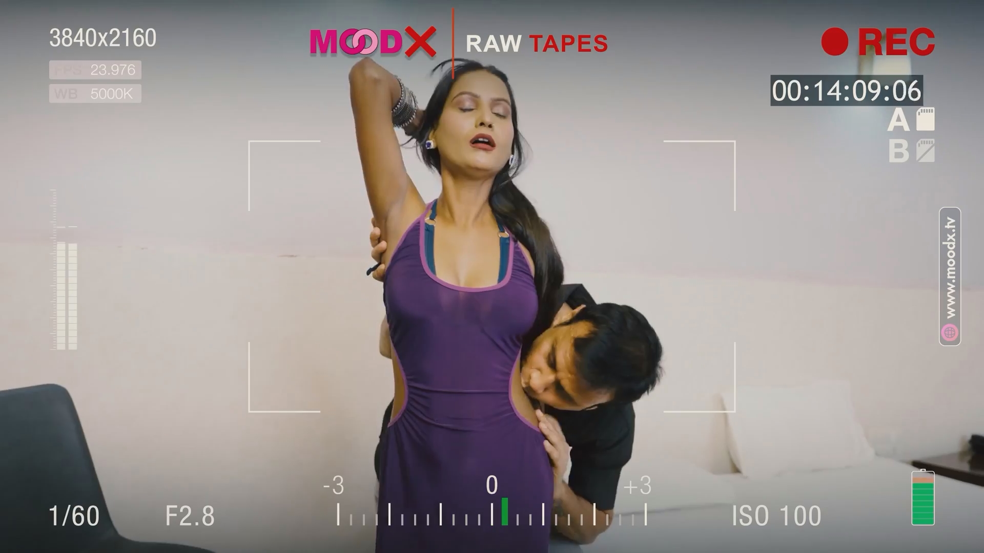 Double Date BTS (2025) MoodX Hindi Short Film 1080p WEB DL 850MB(1Filmy4Wap.Cloud).mkv snapshot 14.3