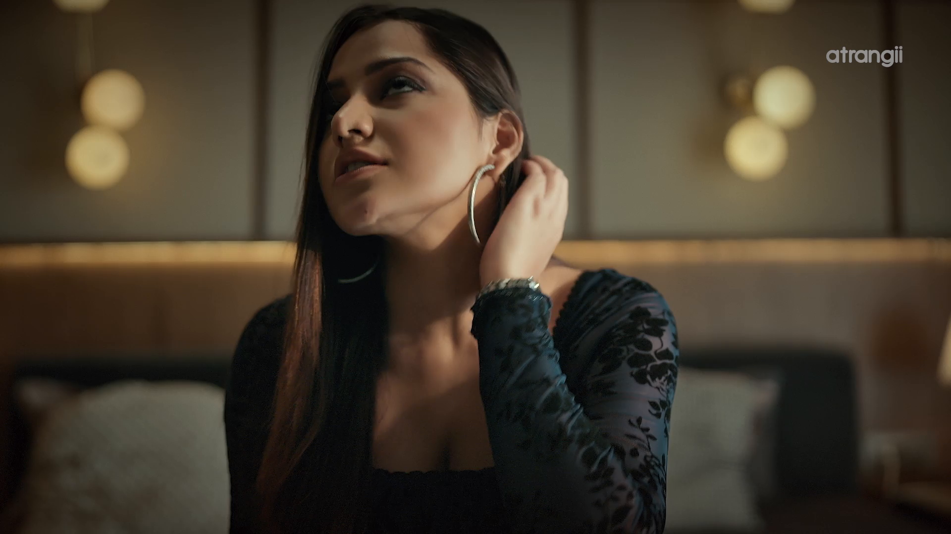 Naa Tum Jaano Naa Hum 2027 S01 Hindi Atrangii