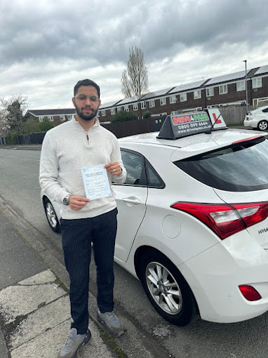 Exprienced Instructors in Bolton - Drive 4 Pass.jpg