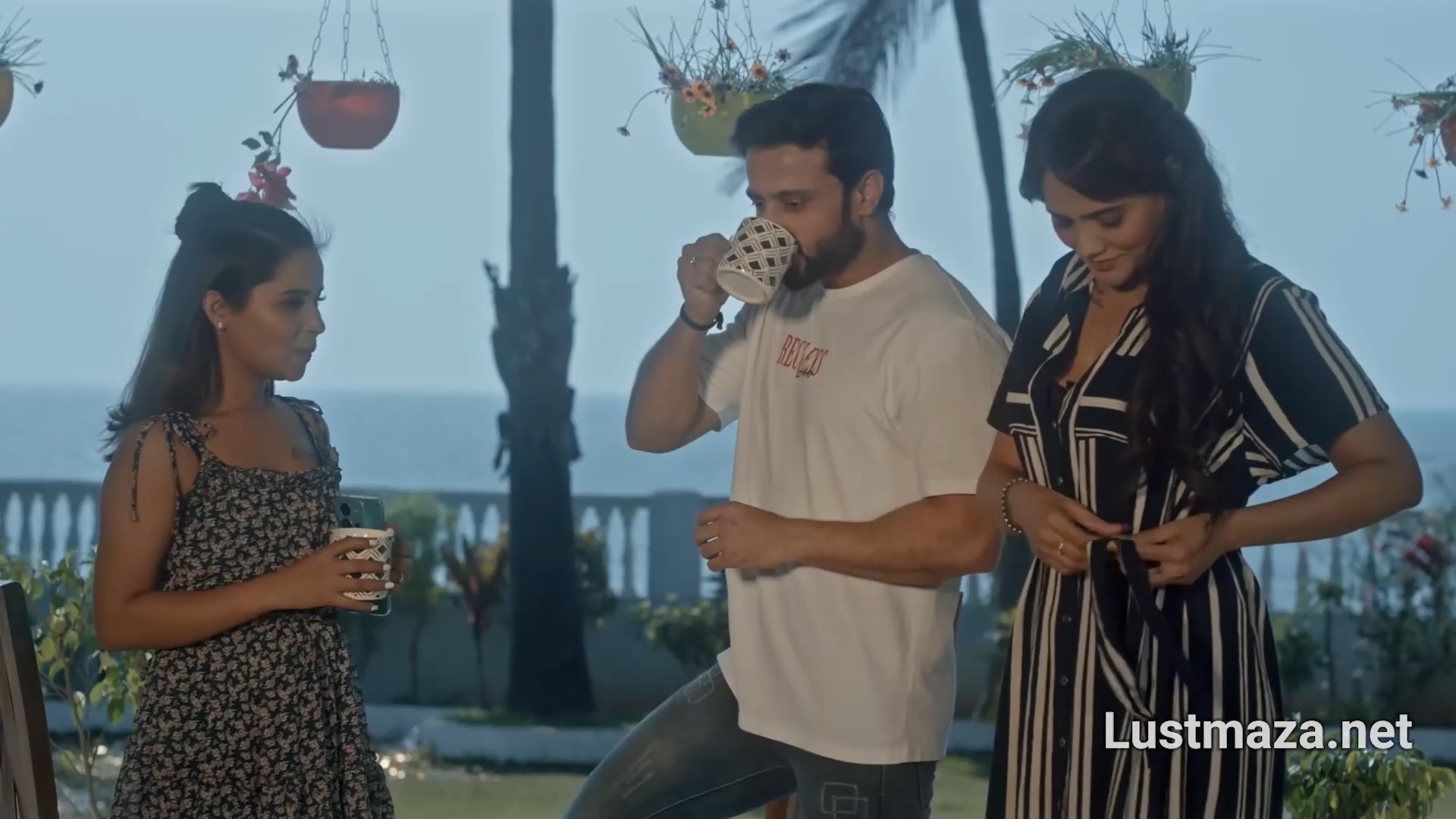 [Lustmaza.net] Khula Darwaja Sutraflix Ep1 4 Web Series 1080p [Lustwap.com].mp4 snapshot 17.11.041