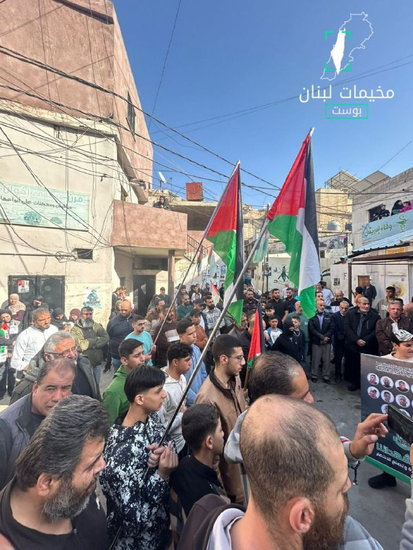 مسيرة في مخيم الجليل بلبنان تنديدا بمجزرة الاحتلال في مخيم عين الحلوة التي ارتكبها الاحتلال قبل أيام....