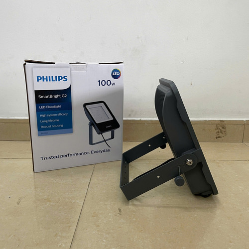 den pha led chieu sang ngoai troi floodlight philips bvp151 led130 cw psu 100w 220 240v g3 gm 6500k 