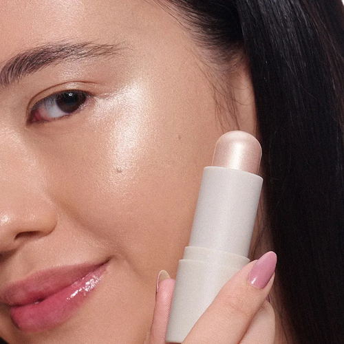 MASCAVO GLOW ILUMINADOR EM BASTAO CHAMPAGNE 6G 2 17898671792672 foto 4.png