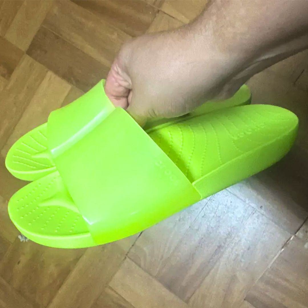 Sandália Crocs Splash Shine Slide Limeade