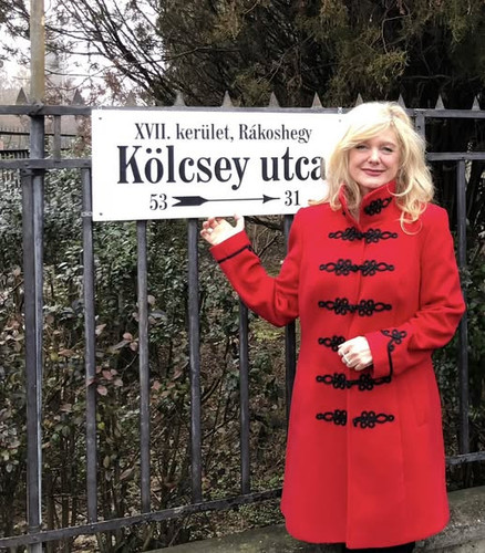 619411251 1278321120774076 8594991879497620296 n.jpg?stp=cp6 dst jpg s590x590 tt6& nc cat=111&ccb=1 .jpg