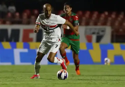 Crespo deixa decisão nas mãos de Lucas Moura para clássico contra o Palmeiras