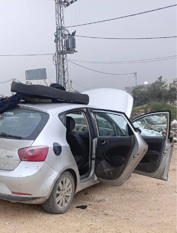 صورة | اقتحمت قوات الاحتلال، قبل قليل، حي عيون أبو سيف غرب مدينة دورا، حيث داهمت معصرة أبو شرار وقامت بتكسير أبوابها وأقسامها الداخلية وتخريب محتوياته...